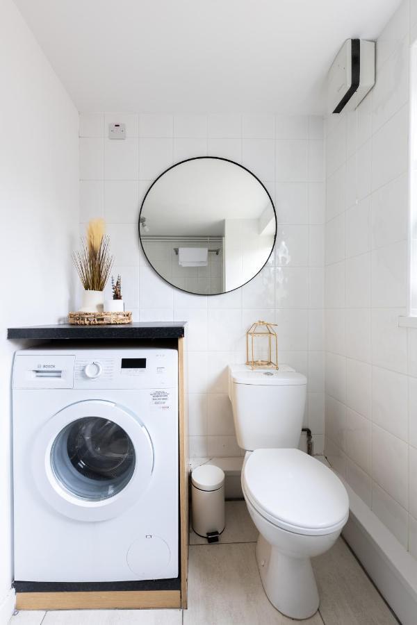 Levi Suite By Koya Homes - 3-Bedroom Home, Downtown Cardiff, Free Parking Esterno foto