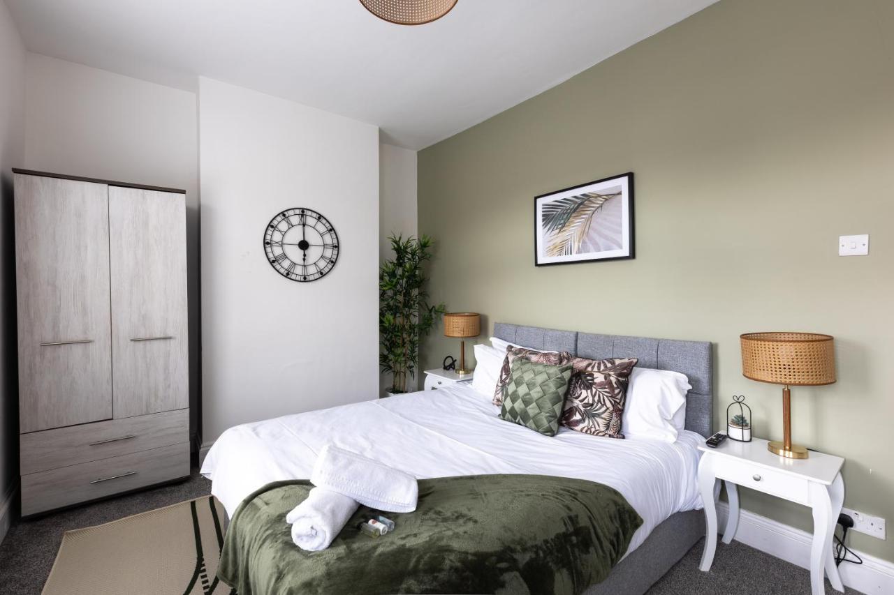 Levi Suite By Koya Homes - 3-Bedroom Home, Downtown Cardiff, Free Parking Esterno foto