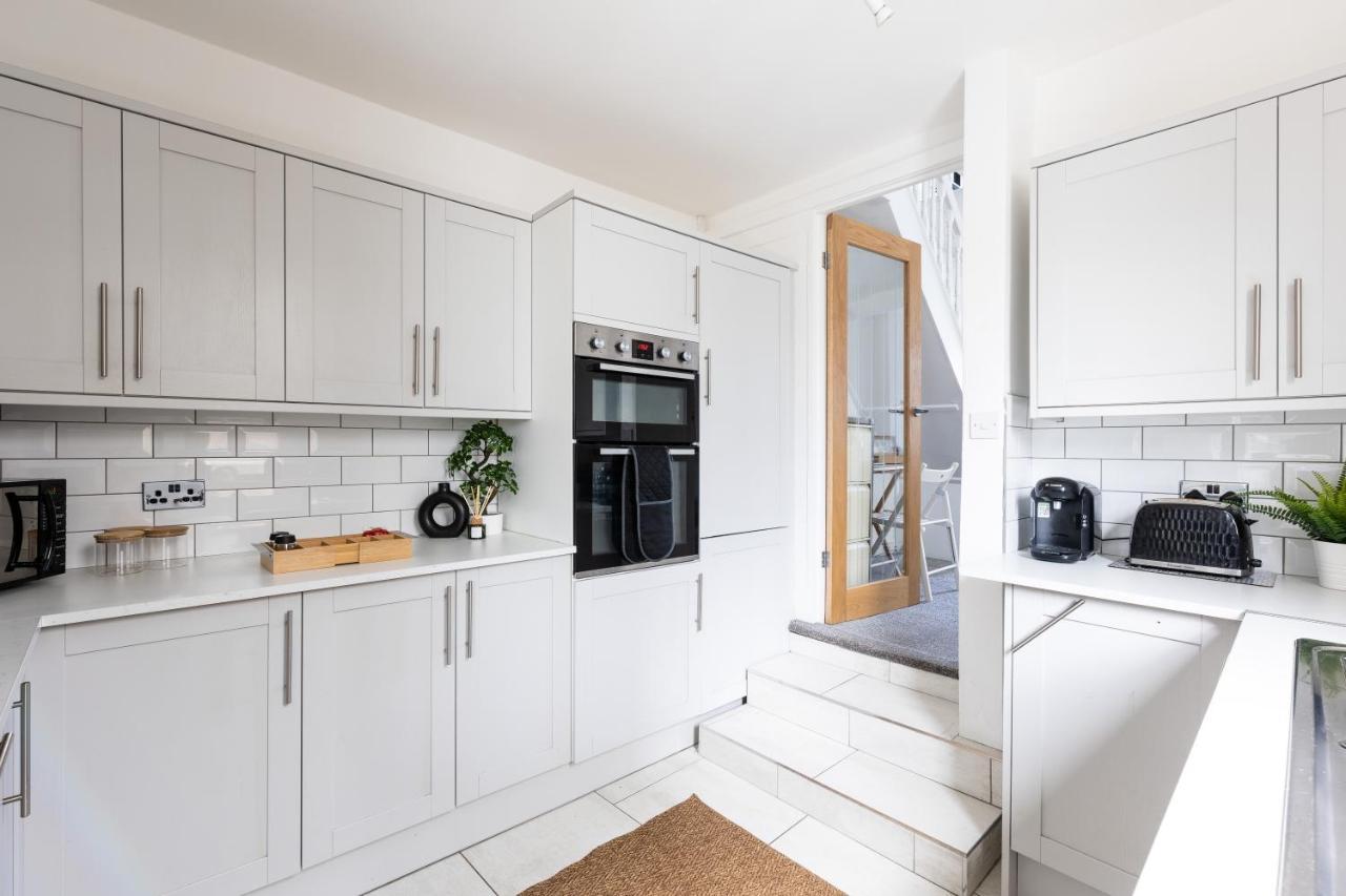 Levi Suite By Koya Homes - 3-Bedroom Home, Downtown Cardiff, Free Parking Esterno foto