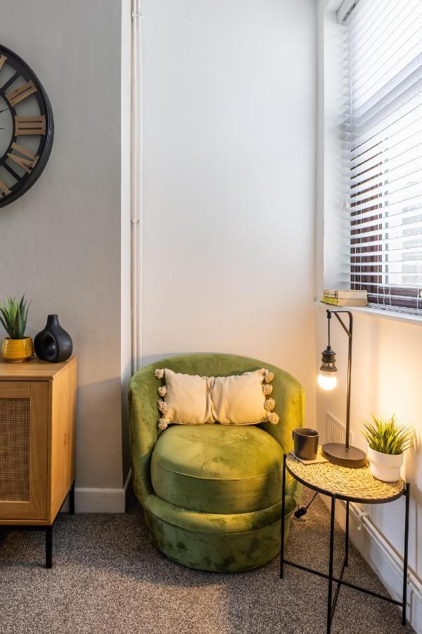 Levi Suite By Koya Homes - 3-Bedroom Home, Downtown Cardiff, Free Parking Esterno foto