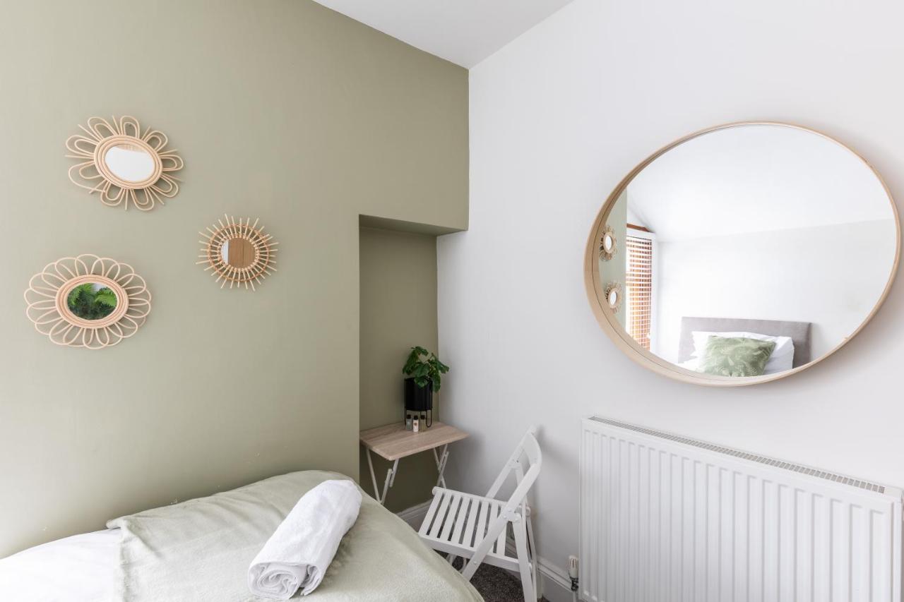 Levi Suite By Koya Homes - 3-Bedroom Home, Downtown Cardiff, Free Parking Esterno foto
